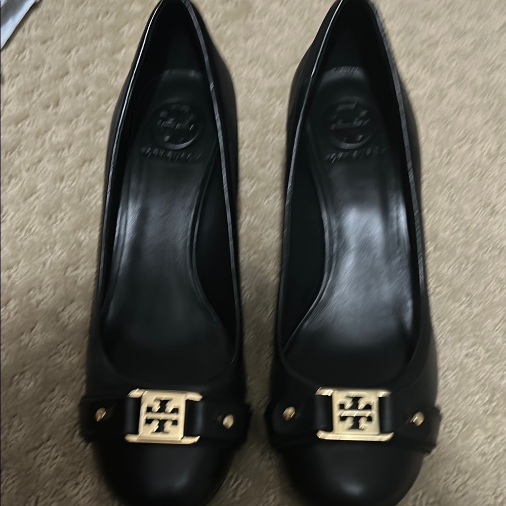 Tory Burch Black Leather Women's Shoes